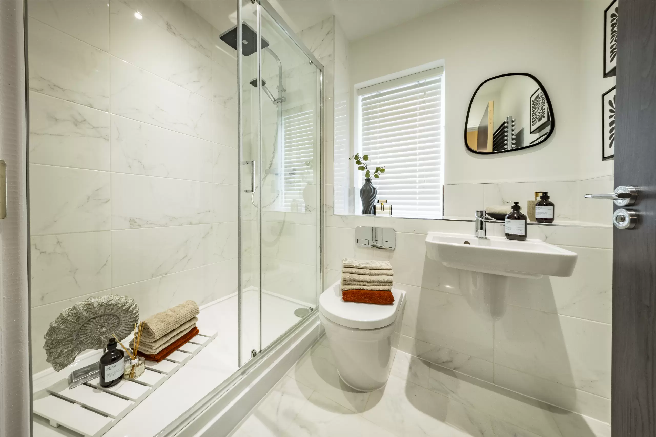 The Madrid V1 Gallery Image